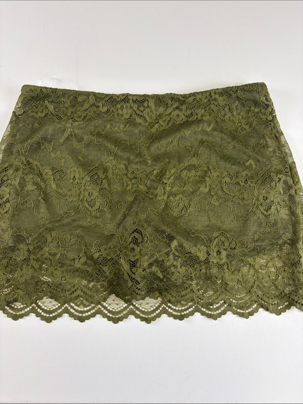 BLUE BLUSH OLIVE LACE MINI SKORT SCALLOP HEM SIZE SMALL